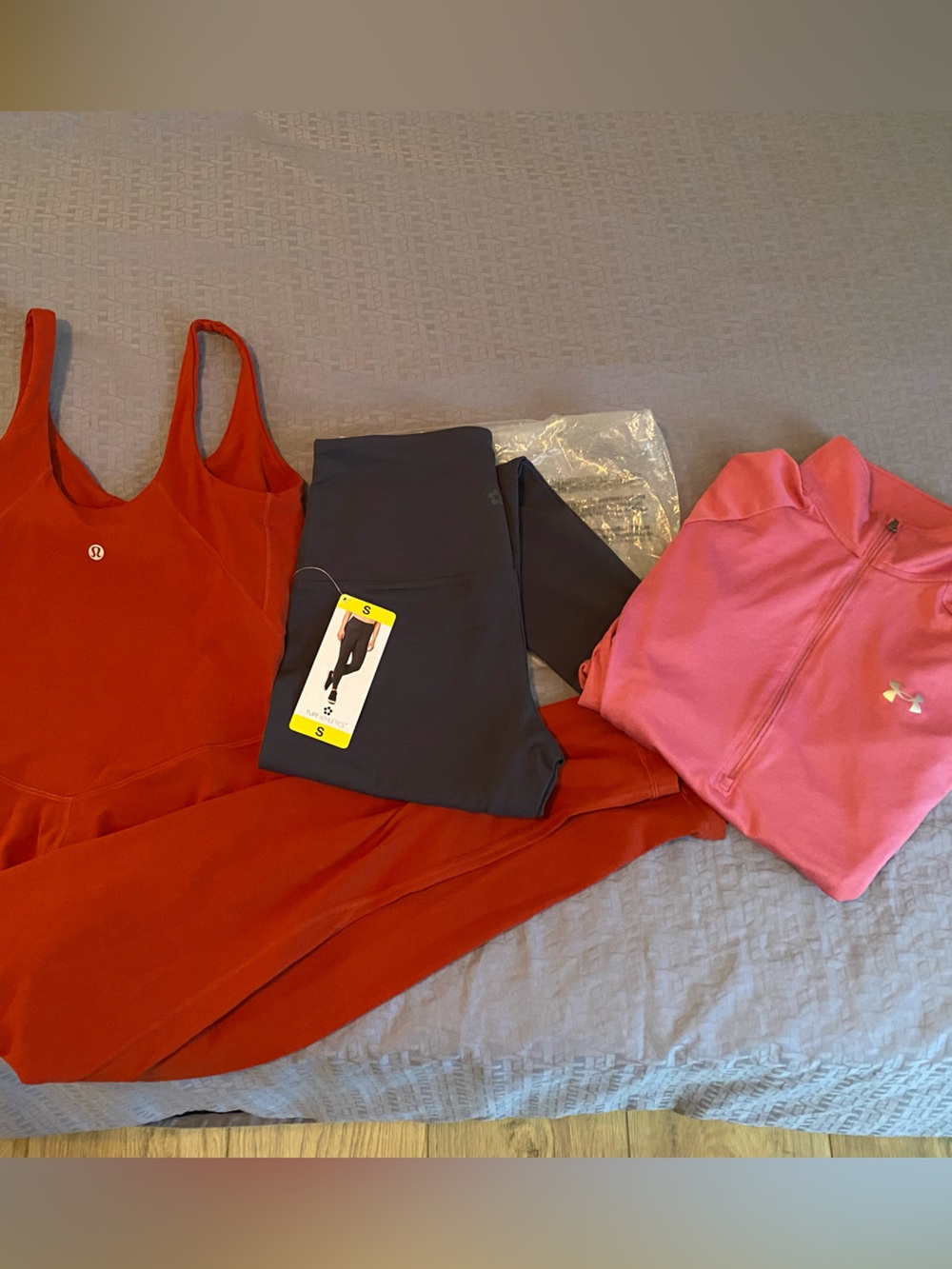 3 athletics bundle - size S